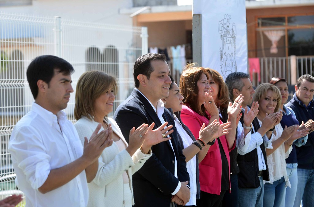 En escuelas, calles y colonias, los xalapeños pueden ver sus aportaciones: Américo&nbsp;Zúñiga