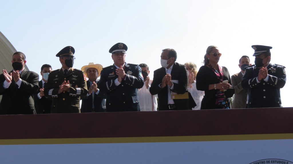 El Dr. Carlos Jiménez Díaz, fue invitado a la graduación por el titular del&nbsp;CEIS