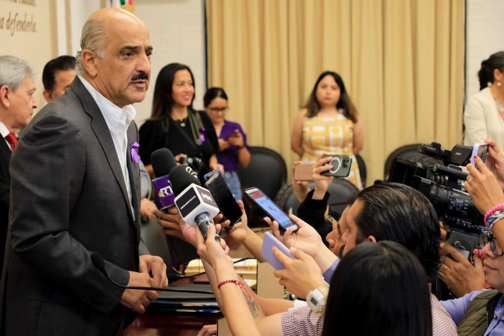 Mi aprecio, respeto y reconocimiento a la mujer:&nbsp;Ahued