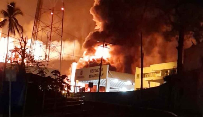 Incendio en refinería Lázaro&nbsp;Cárdenas