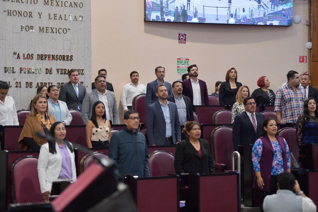 Por mayoriteo…!   –     Morena avala cuenta pública&nbsp;2022