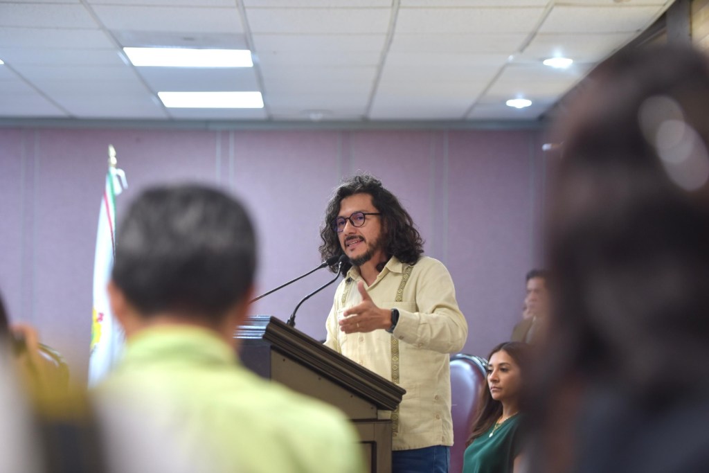 Iniciativa legislativa para infraestructura educativa&nbsp;estatal