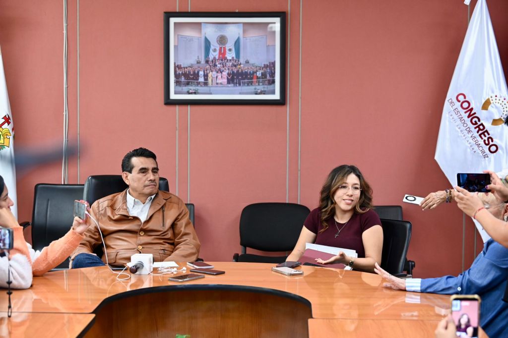 Esteban Bautista Defiende la Transparencia en el&nbsp;Congreso